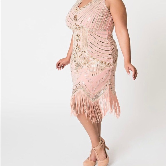 Unique Vintage Dresses & Skirts - Unique Vintage 1920s Peach & Gold Flapper Dress